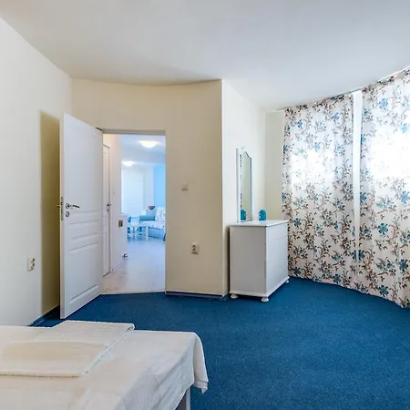 White Dove Apartment Golden Sands