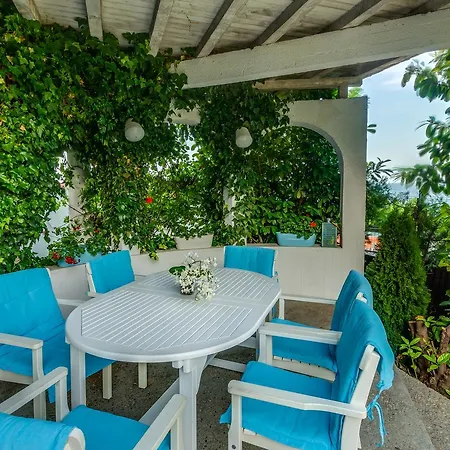 White Dove Apartment