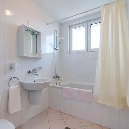 Apartment White Dove *