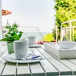 White Dove 아파트 골든샌드