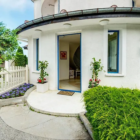 Apartman White Dove